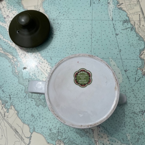 Vintage 60s Floral Teapot Mirage Ironstone Ware by Myott England - Picture 7 of 7